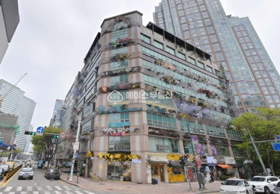 경기 성남분당구 정자동 역세권 두산타워앞 사거리 넓은상가 자유업종 월세 매물번호 10799 사진 1