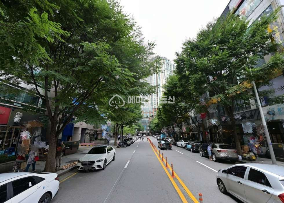 경기 성남분당구 수내동 역세권 로데오 복층상가 깔끔한인테리어 월세 매물번호 11035 사진 1
