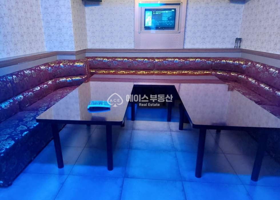 경기 용인기흥구 보정동 보정동 항아리 상권 대형 노래방 !!! 월세 매물번호 10027 사진 2