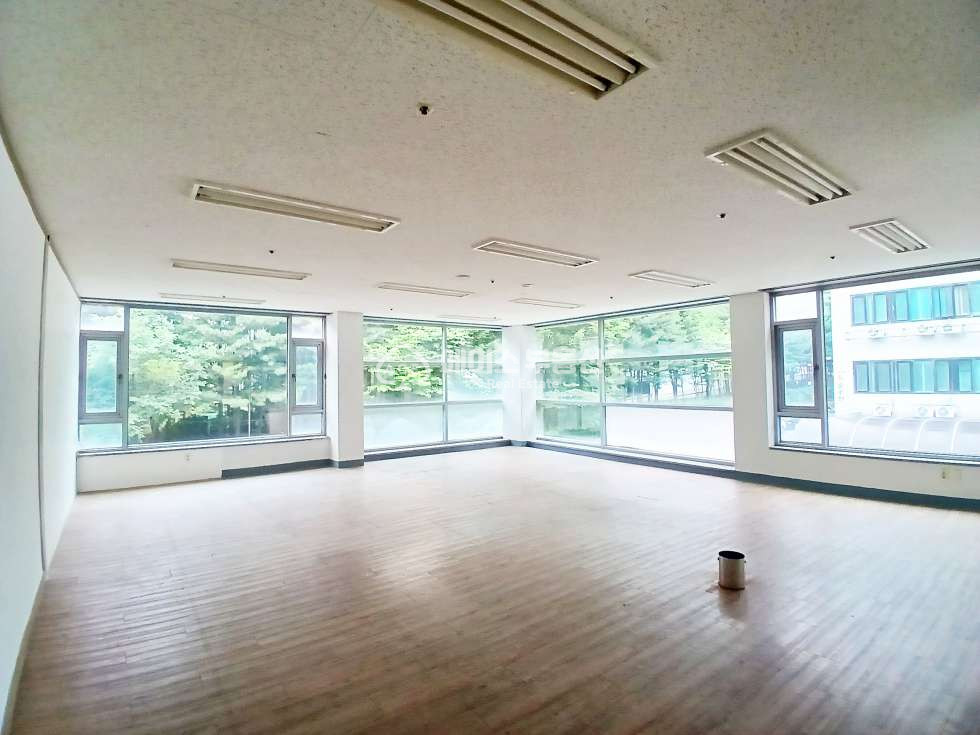 경기 용인수지구 죽전동 B동 3면창 뷰맛집 찾으시는 오너님 잠깐만요 월세 매물번호 10286 사진 1