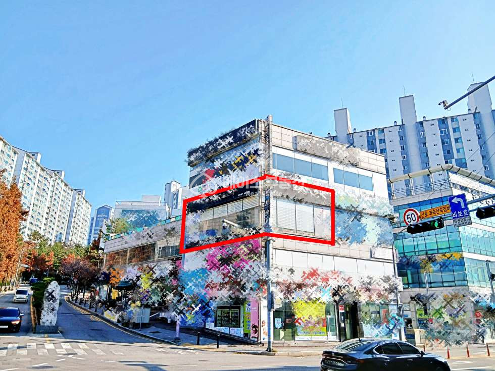 경기 용인기흥구 언남동 구성로얄프라자동 언남 월세 에이스 매장, 심지어 코너 노출까지 좋은 곳입니다. 월세 매물번호 11155 사진 1