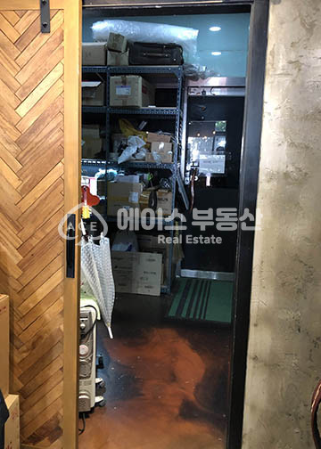 경기 용인수지구 죽전동 나동 모두가 지나는 길목, 초가성비 1층 월세 매물번호 10037 사진 3