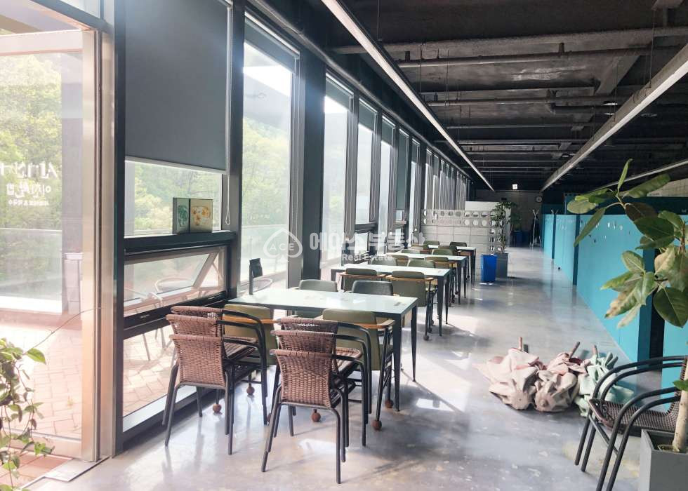 경기 용인수지구 동천동 동천동 계곡 변 대형 외식타운 3층 상가 임대 !!! 월세 매물번호 10397 사진 5
