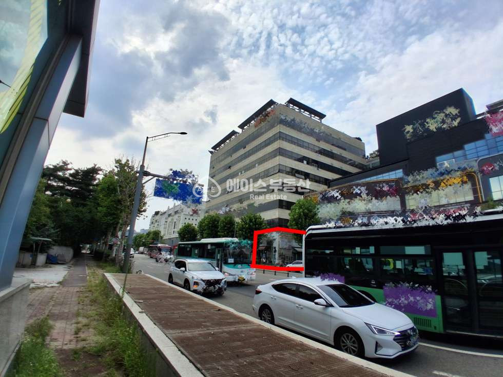 경기 성남분당구 구미동 오리역 대로변 입지좋은 상가! 월세 매물번호 10586 사진 1