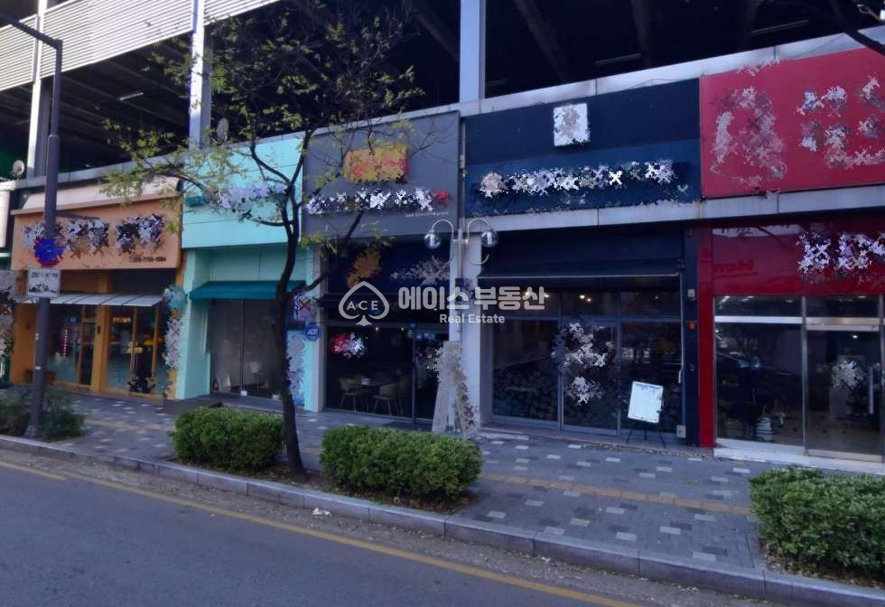 경기 수원영통구 영통동 역세권 대박 프렌차이즈 양도양수 월세 매물번호 10605 사진 1
